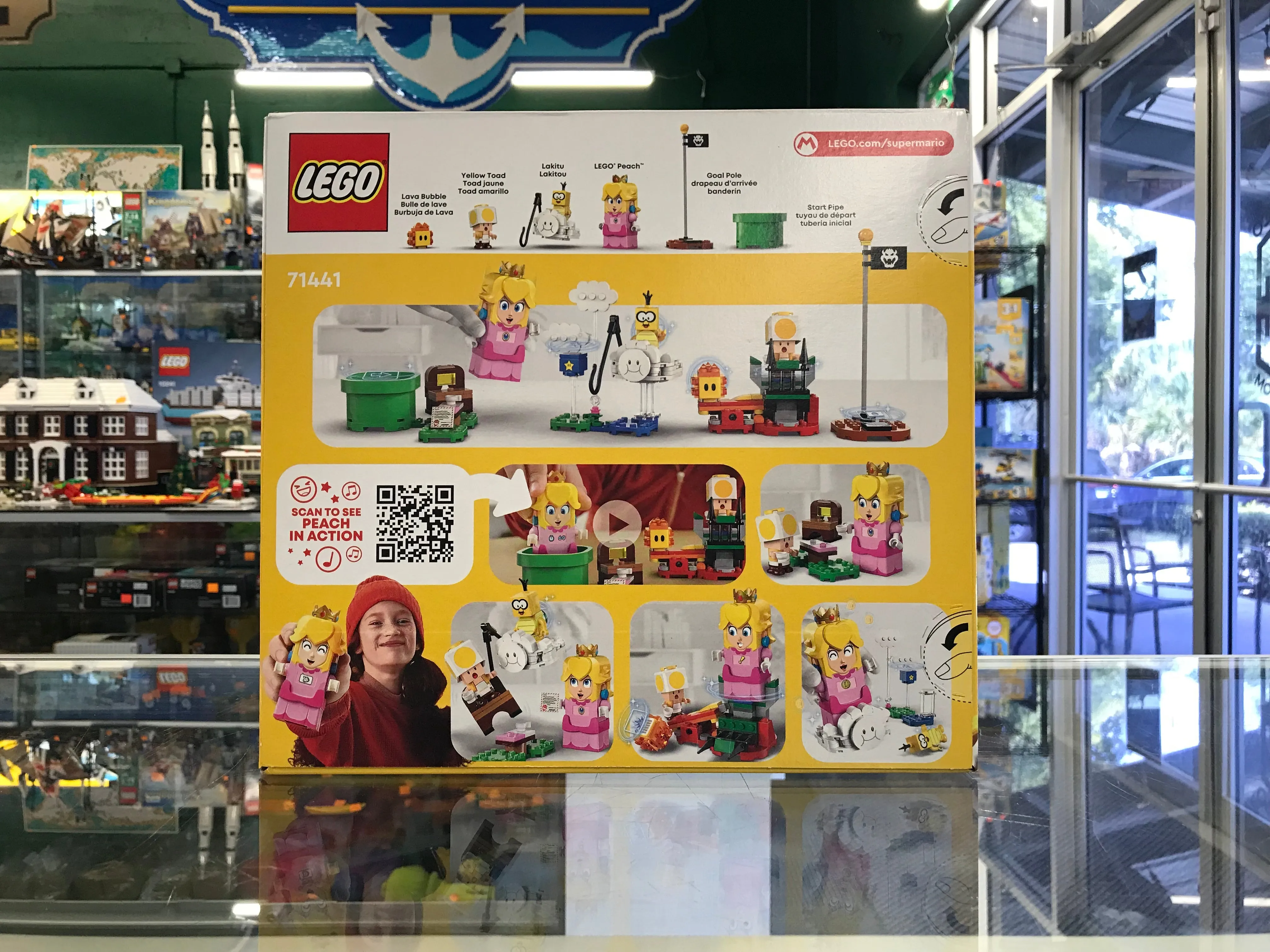 Adventures with interactive LEGO Peach, 71441