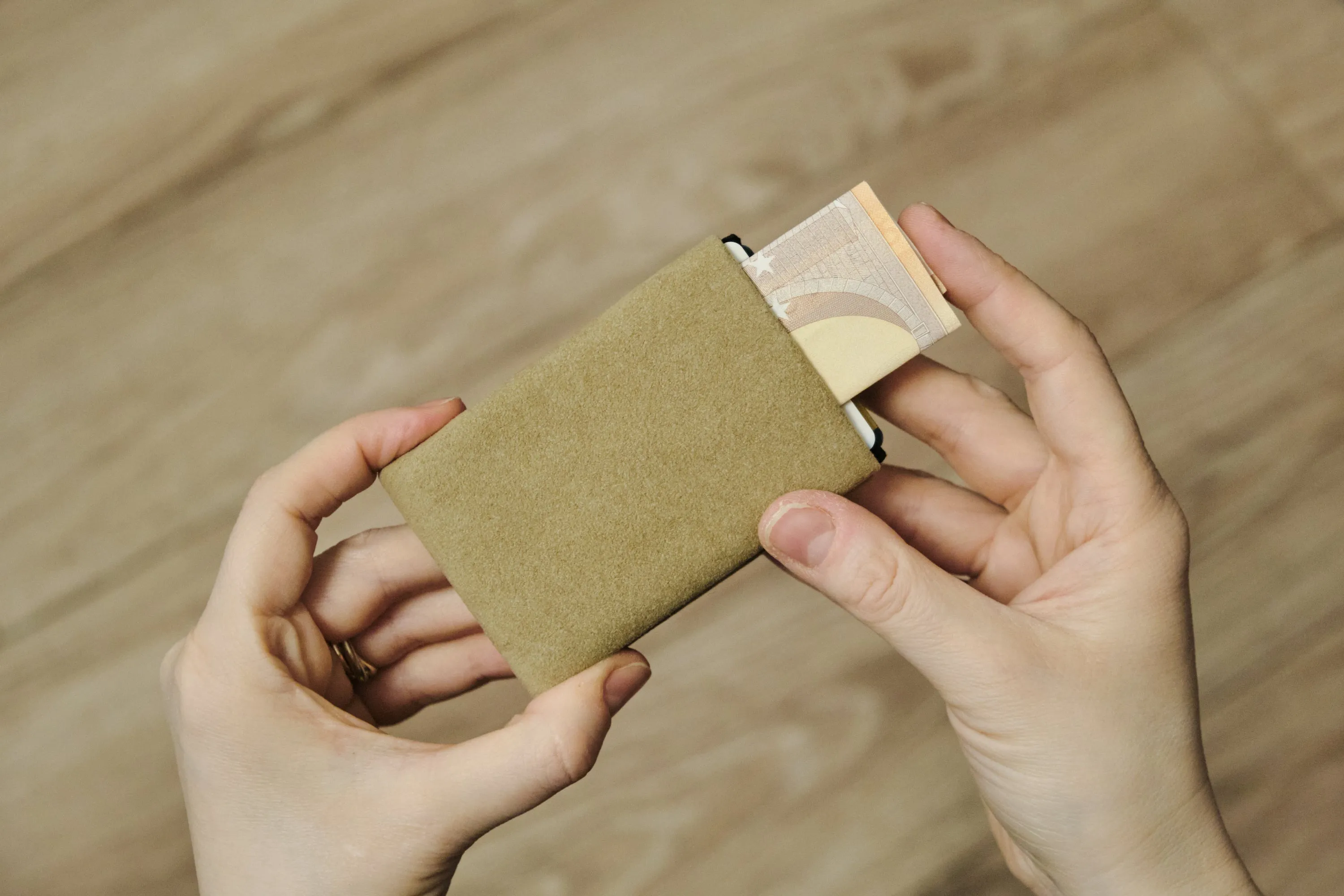 Elevate Your Style with Our Alcantara Minimalist Wallet for Everyday Use - Mens Wallets - RFID Wallet - Beige