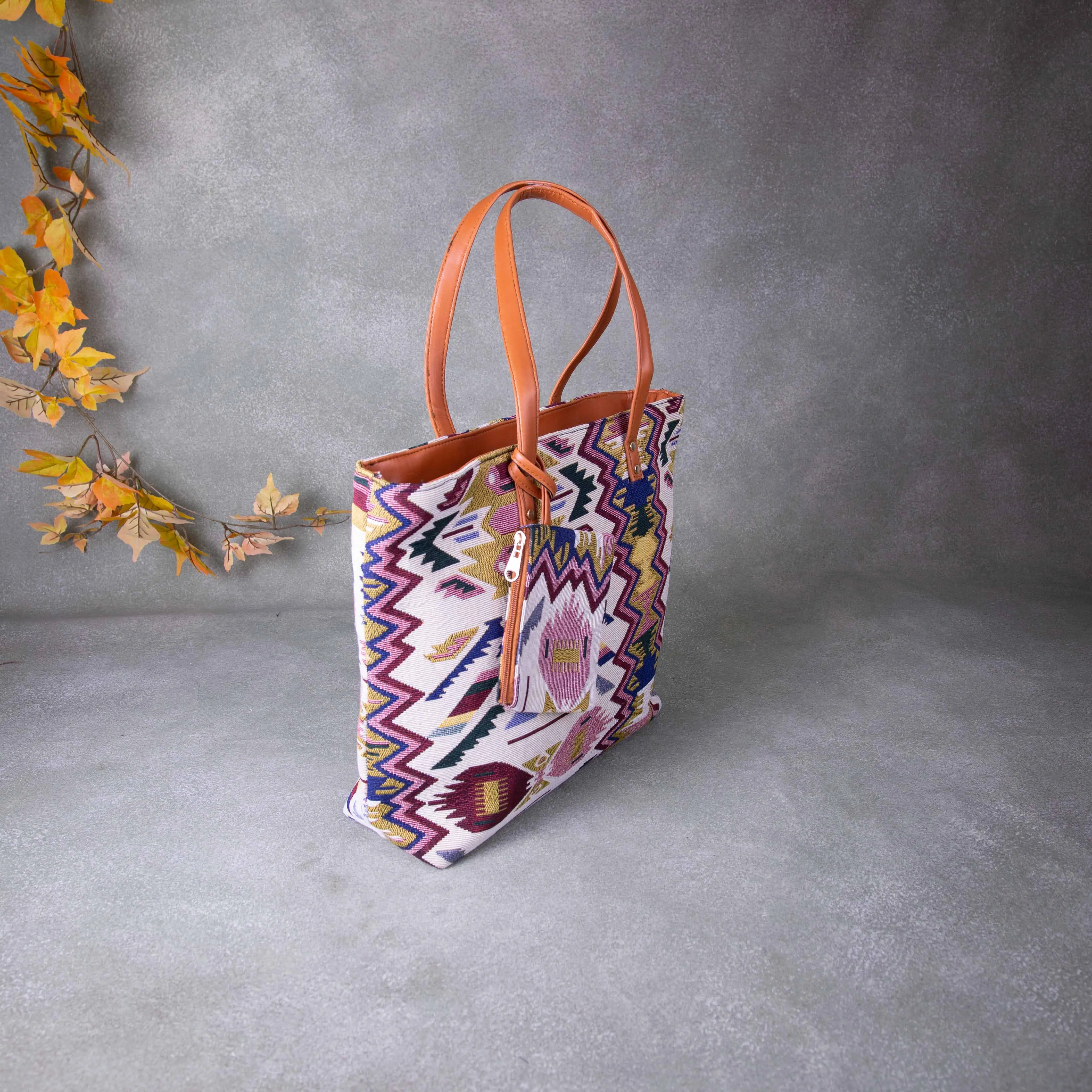 Little Xtra Water-ressistant Totes Graphic Printed Multi colour design