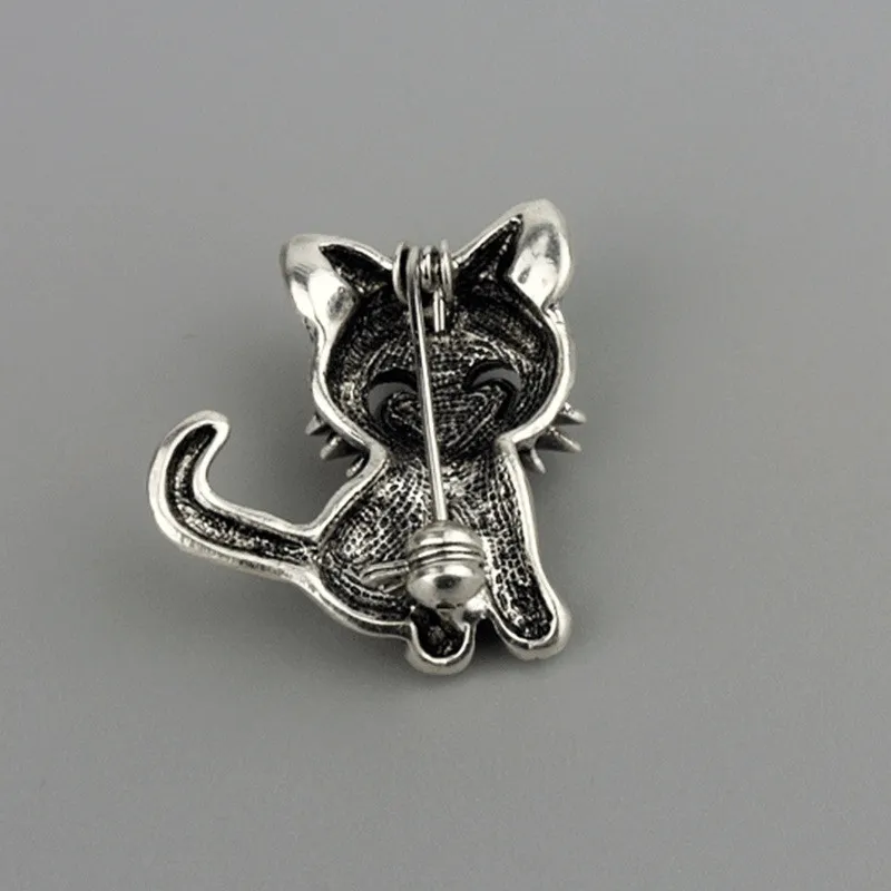 Stylish Antique Silver Cat Brooch  Perfect for CoatsShirts