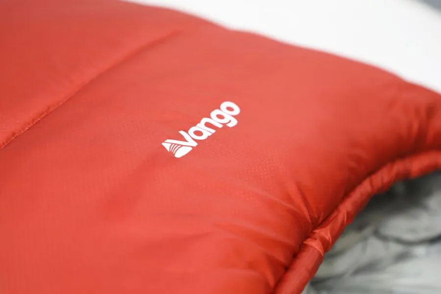 Vango Nitestar Alpha 450 Children's Sleeping Bag in Harissa (4 Season / 210cm long)