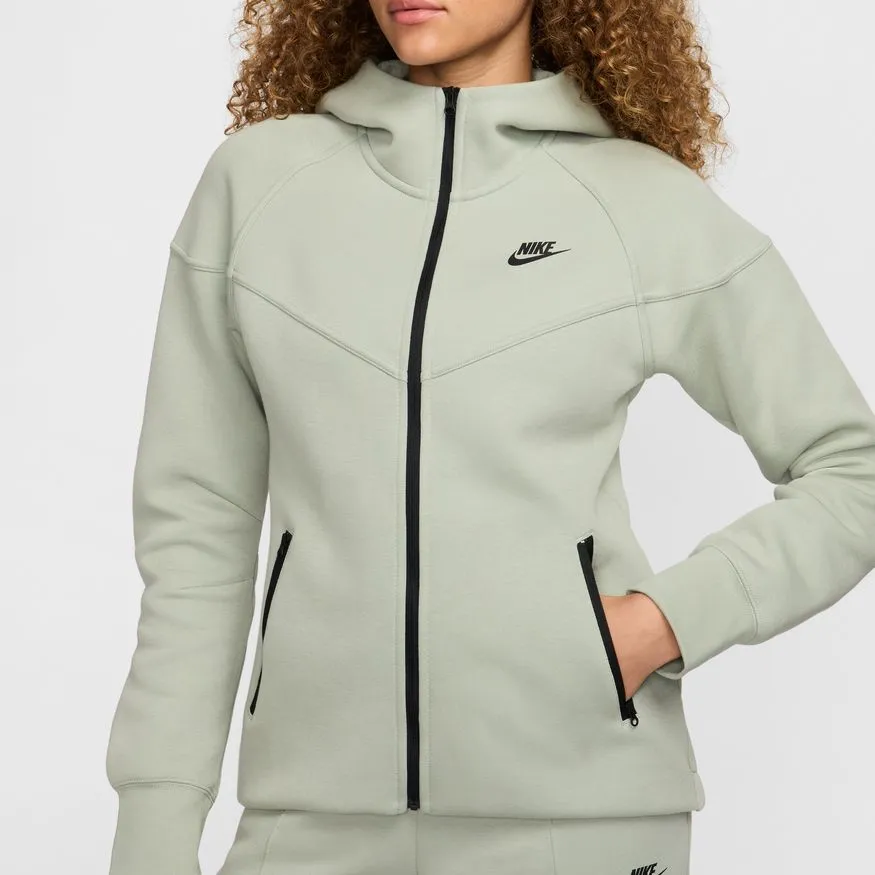 W Nike Sportswear Tech Fleece Windrunner FB8338-370